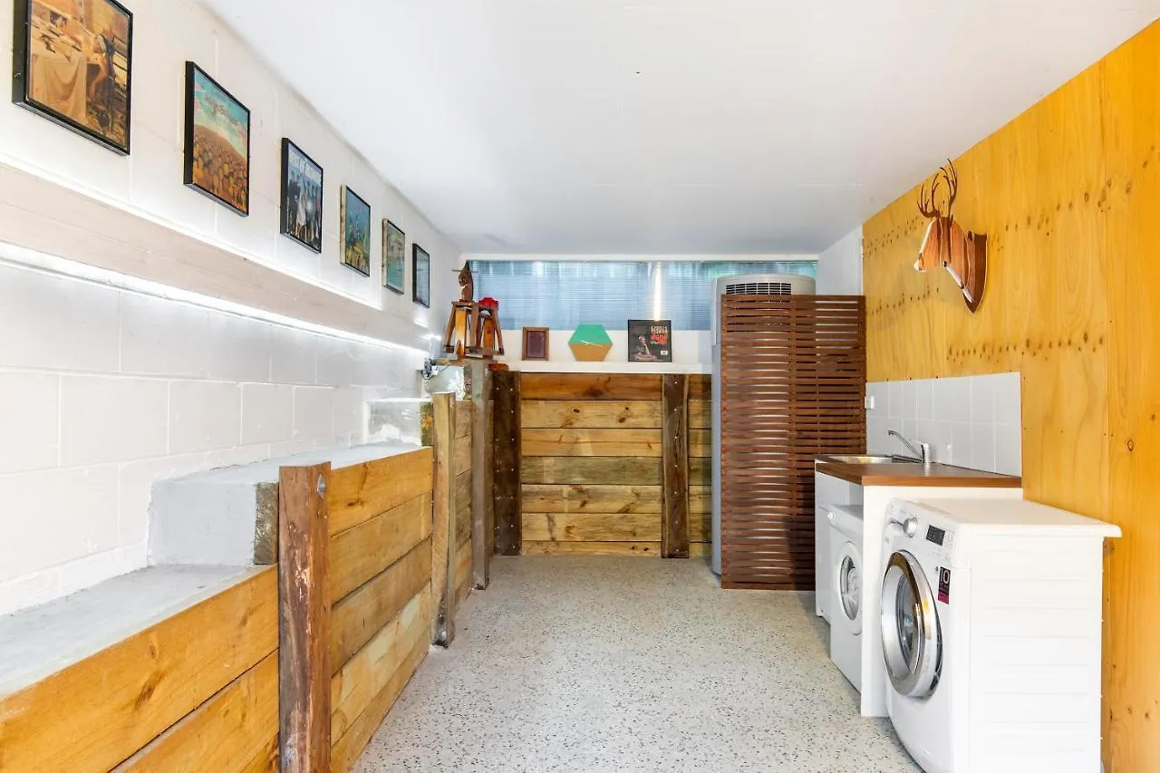 Funky, Central Studio Noosa Apartment Australia