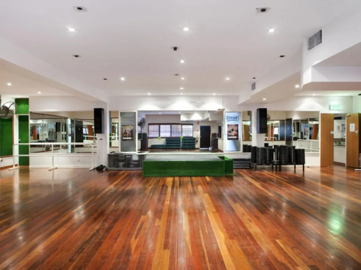 Funky, Central Studio Noosa Apartment